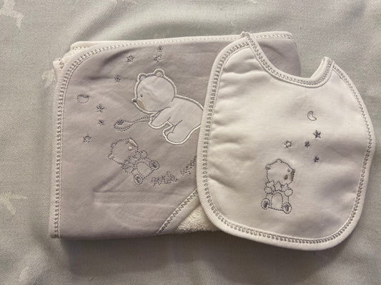 Wish upon a star hooded towel and bib set